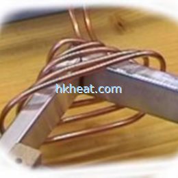 Induction brazing of aluminium corner joints with a TTH5 induction unit and an open, insertable indu