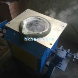induction melting steel powder by tilting furnace and MF induction heater